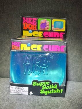 NeeDoh Cube Squishy - Blue